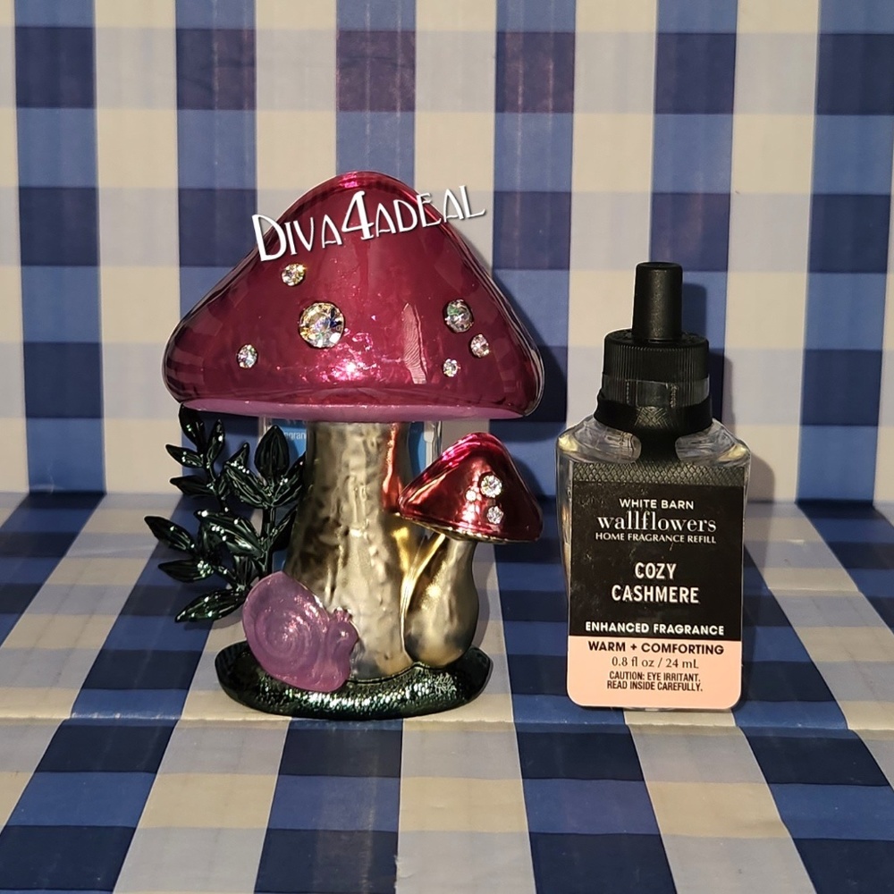 Bath & Body Works MUSHROOM & SNAIL LIGHT-Up Plug-In & Cozy Cashmere Wallflower